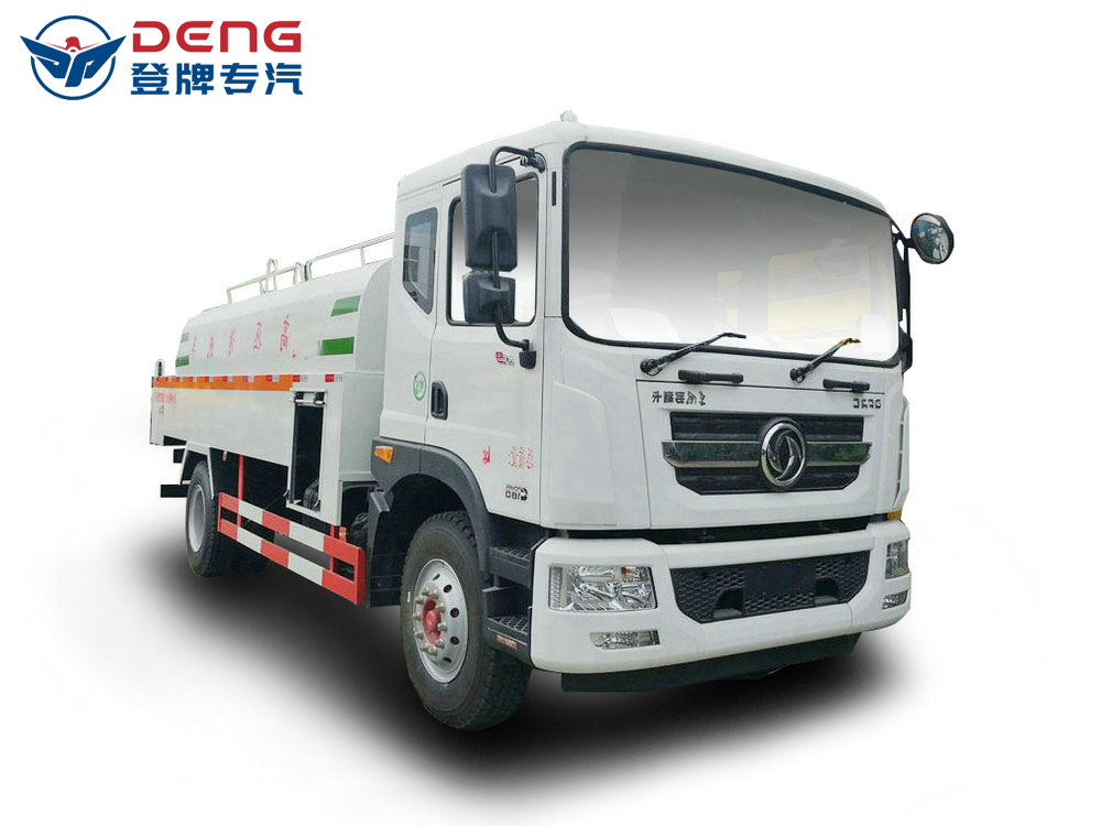 東風大多利卡D9 CLW5180GQX5高壓清洗車