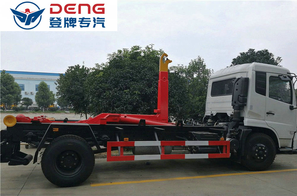 東風(fēng)天錦(12方)CLW5161ZXXD5鉤臂車(chē)_09