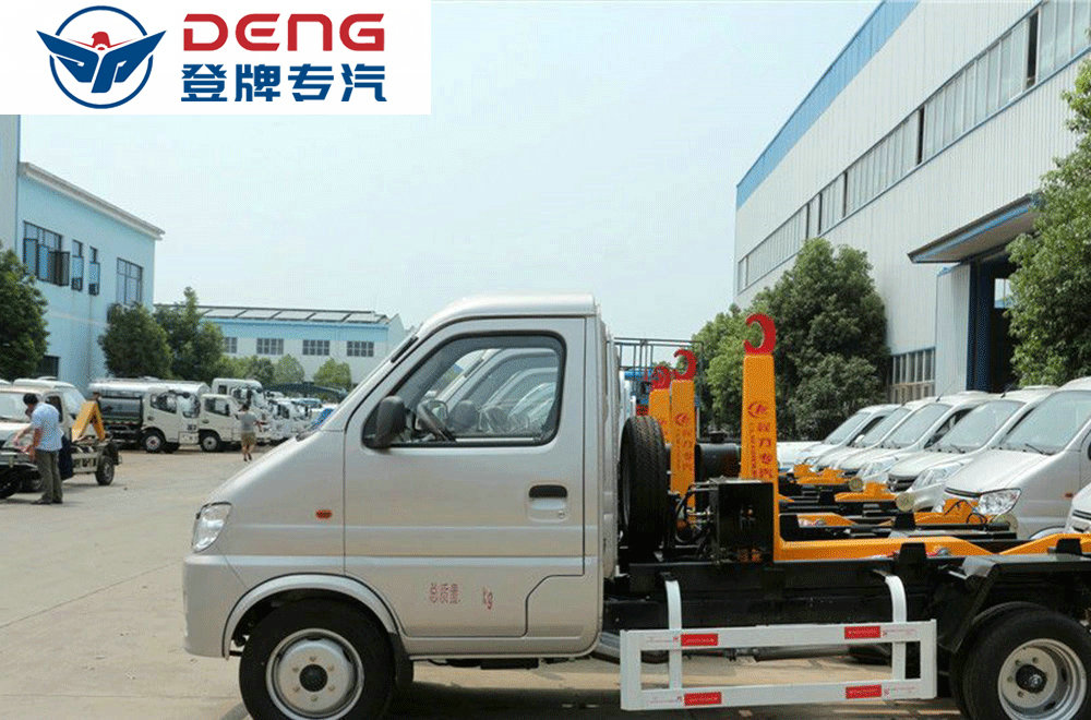 長(zhǎng)安3方后雙輪CLW5031ZXXS5勾臂車_07