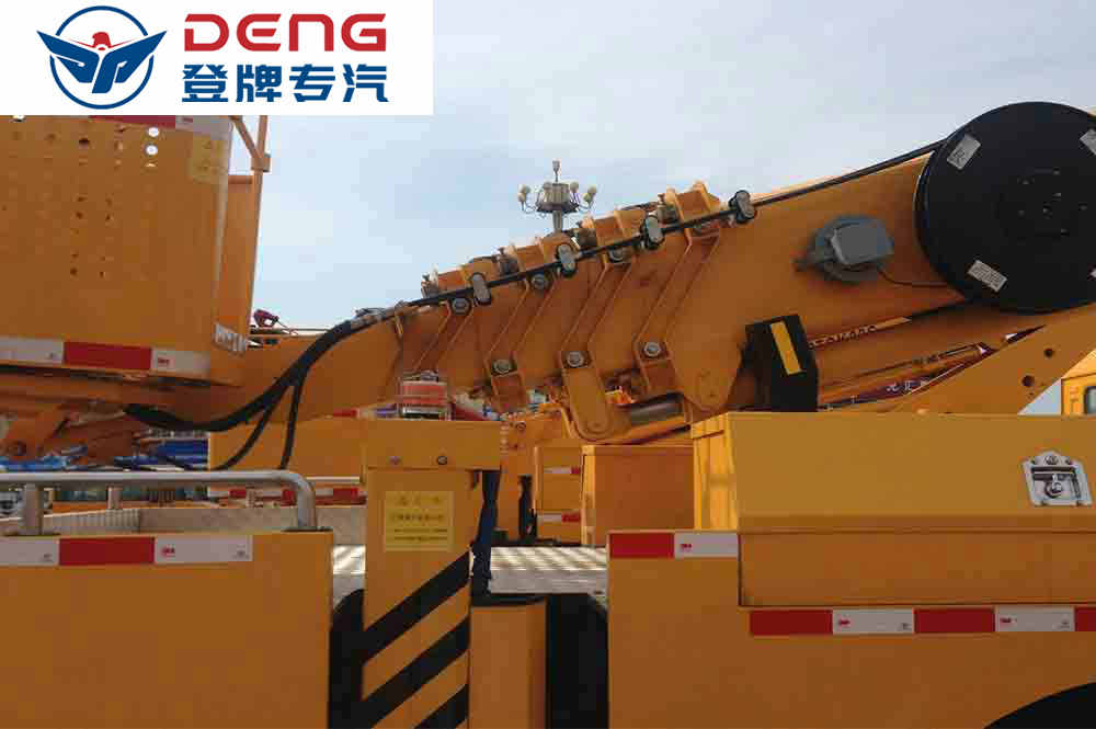 五十鈴雙排座14米高空作業(yè)車_09