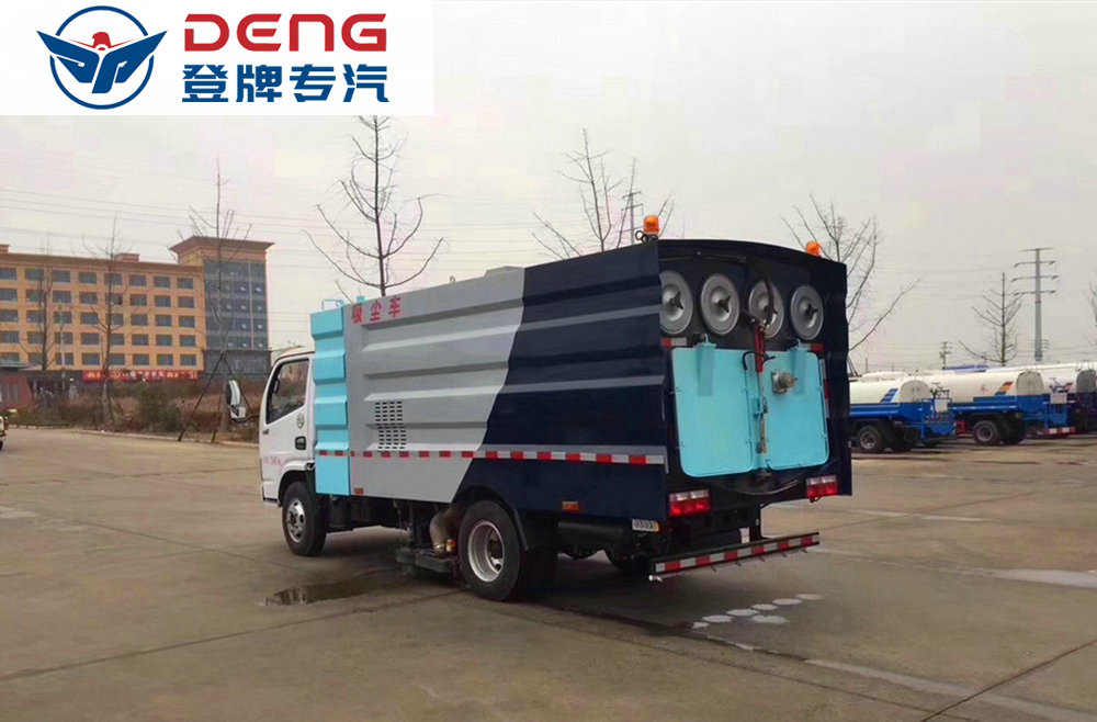 東風(fēng)小多利卡5方吸塵車_11