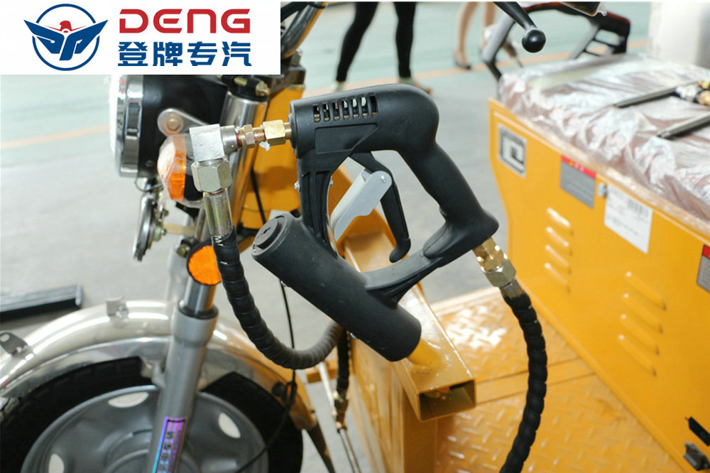 電動(dòng)三輪CLW600GQX清洗車_08