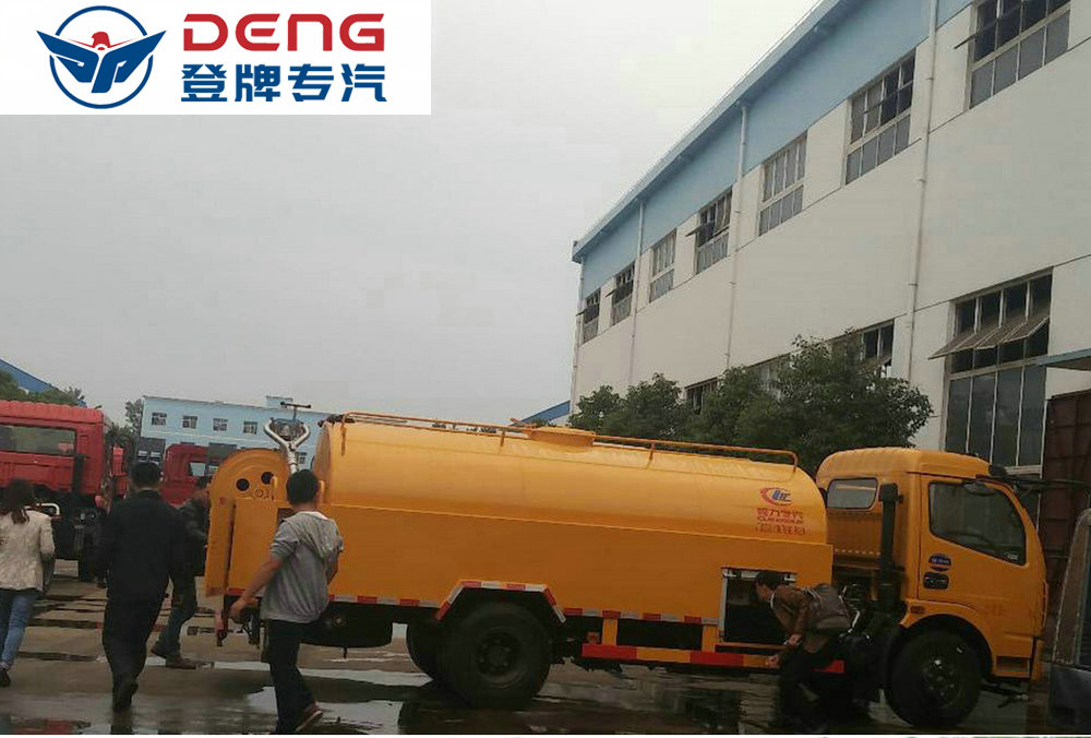 東風(fēng)多利卡高壓清洗車(chē)_10