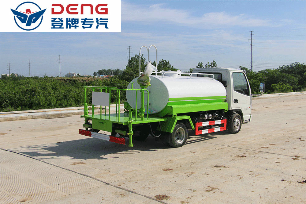 國(guó)六汽油發(fā)動(dòng)機(jī)3方灑水車_08