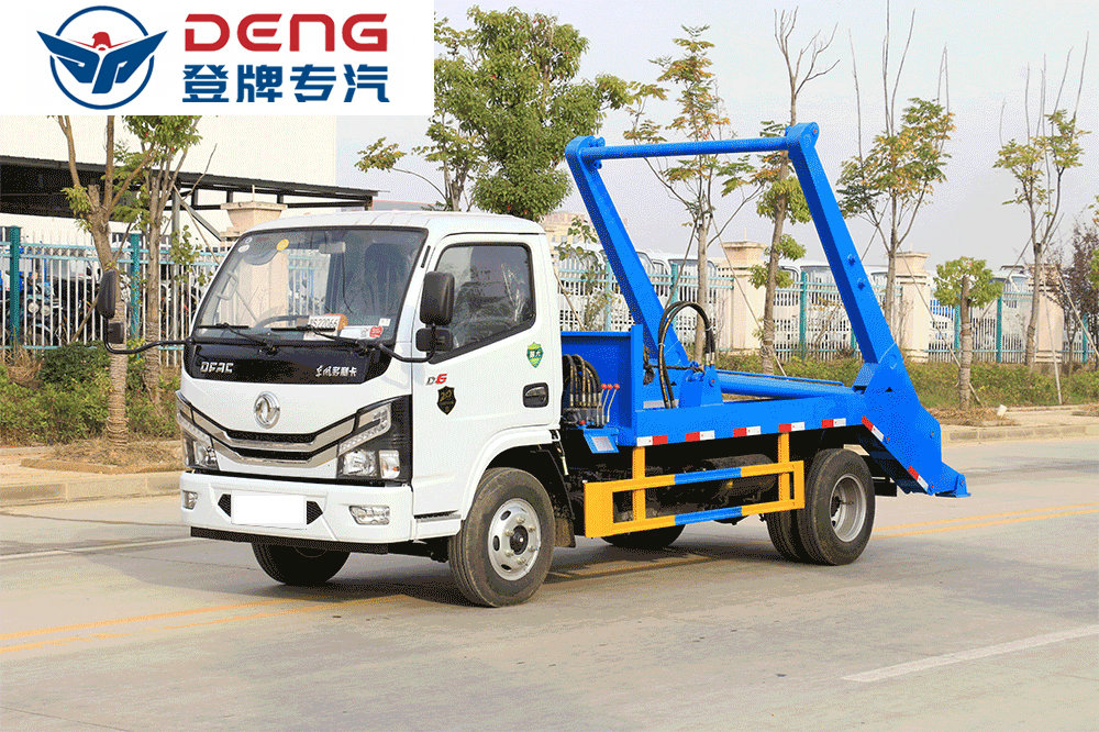 國(guó)六東風(fēng)小多利卡擺臂垃圾車_08