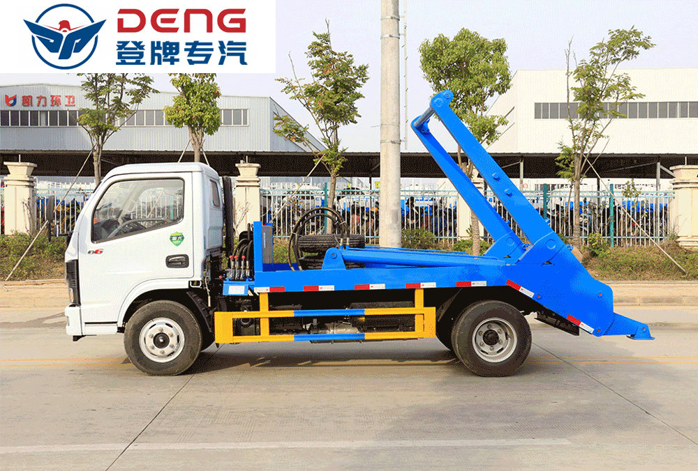 國(guó)六東風(fēng)小多利卡擺臂垃圾車_10