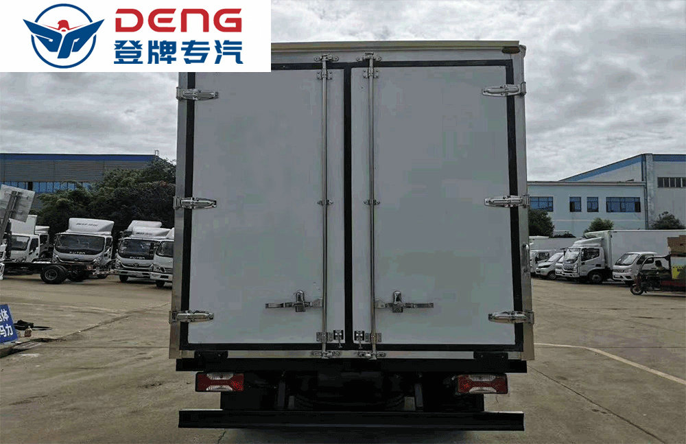 國(guó)六躍進(jìn)自動(dòng)檔冷藏車(chē)_10