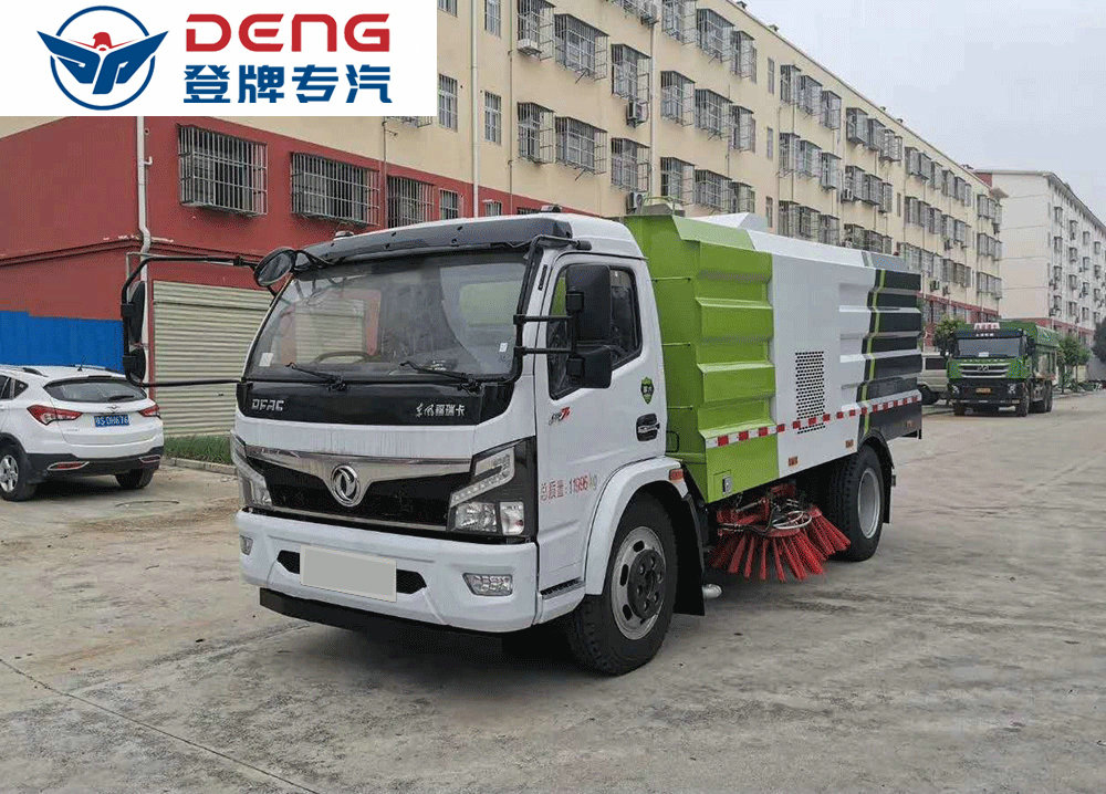 國六東風(fēng)福瑞卡掃路車_06