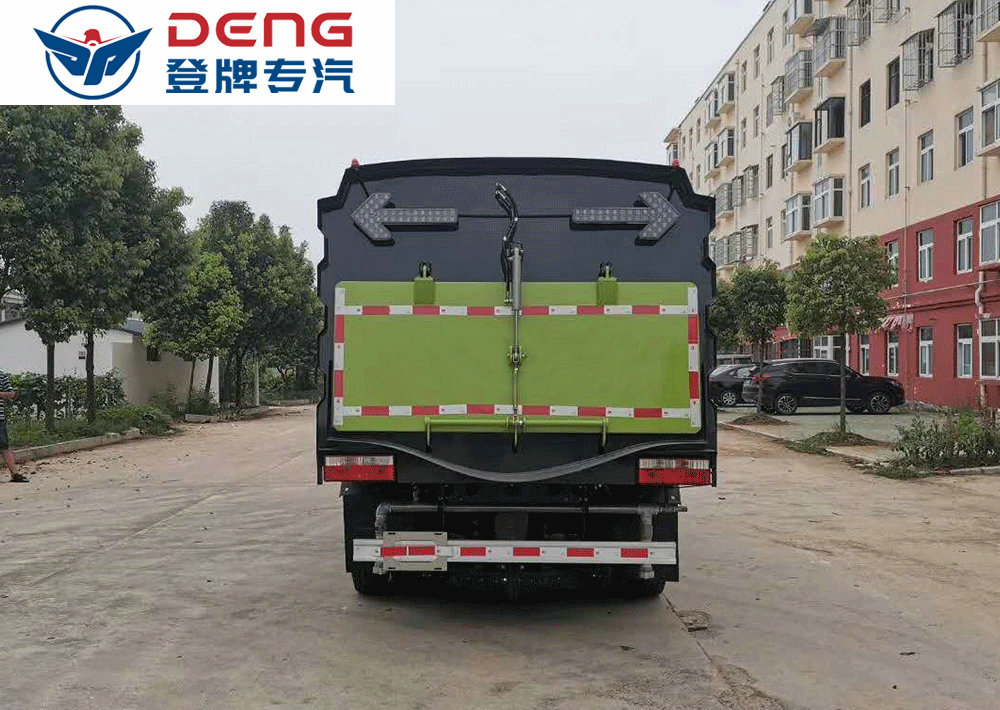 國六東風(fēng)福瑞卡掃路車_11